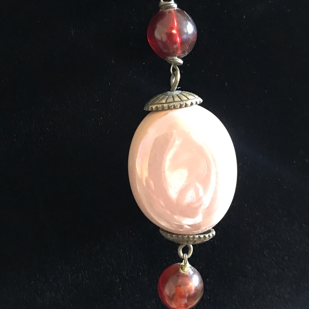 Beaded necklace - Picture 2 of 3